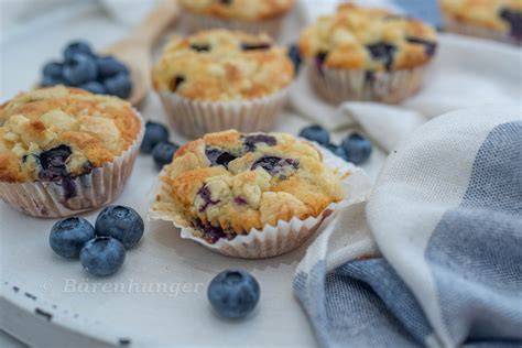 Muffins mit Heidelbeeren und Baiser - Infografik zur Portionierung und Präsentation