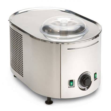 Musso Lussino Mini 4080 auf der Arbeitsfläche, Edelstahlgehäuse und Bedienelemente