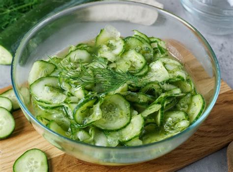 Nährwertübersicht und Portionsempfehlung für Gurkensalat