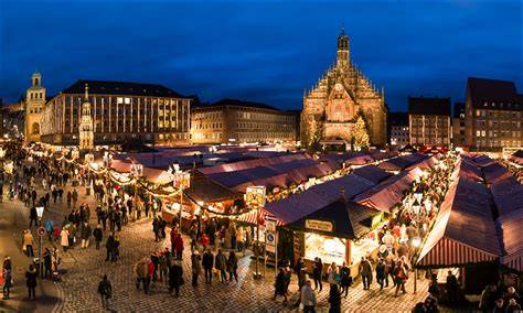 Nürnberger Christkindlesmarkt mit Lebkuchenstand