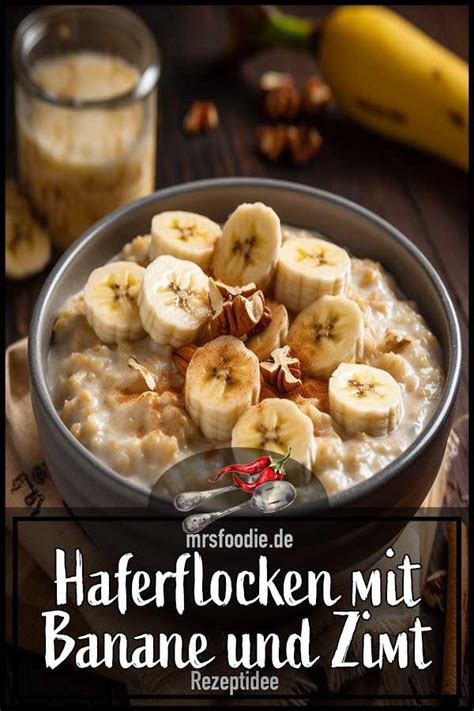 Naheaufnahme: Haferflocken, Nüsse, Leinsamen und Bananen