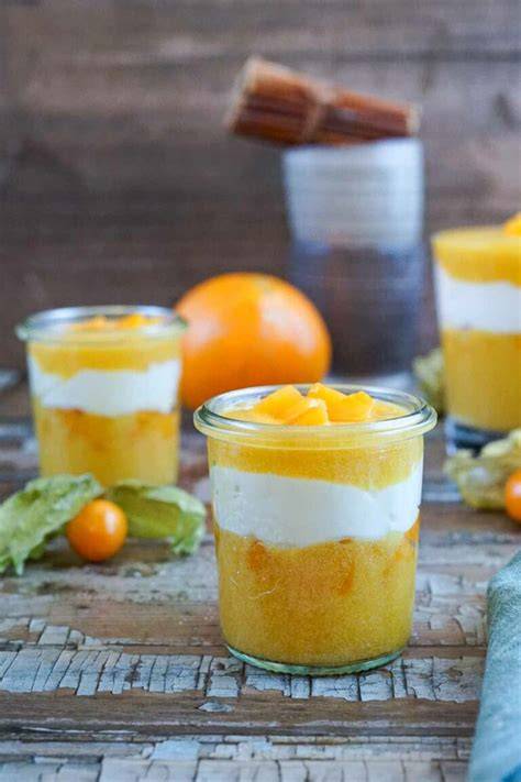 Nektarinen-Joghurt-Drink im Glas