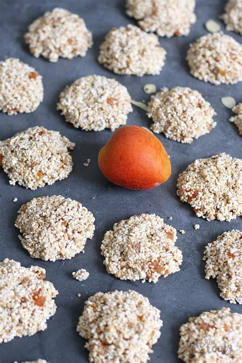 No-Bake Amaranth Aprikose-Mandel Cookies