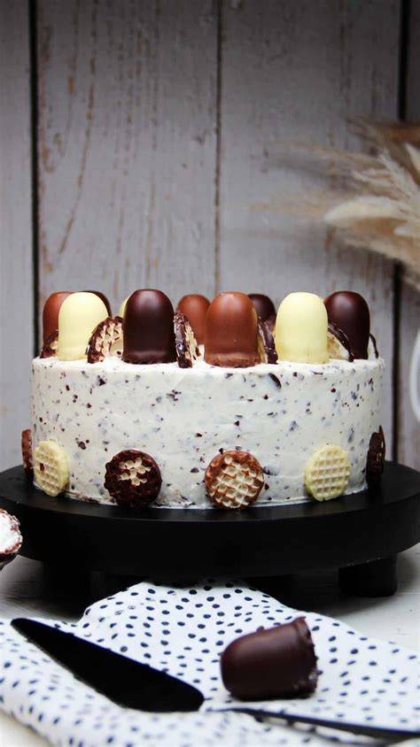 No-Bake Dickmann Torte mit Schokoboden und Marzipan