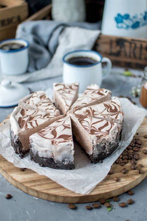 No-Bake Eiskaffee Cheesecake im Anschnitt