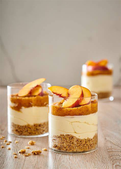 No-Bake Käsekuchen im Glas mit Nussboden