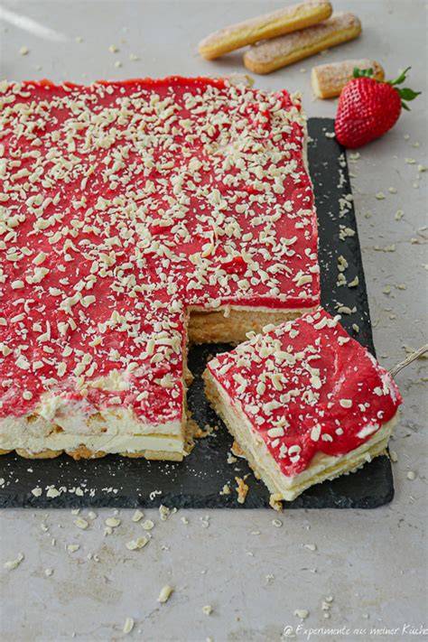 No-Bake Spaghetti-Eis-Kuchen vom Blech mit Löffelbiskuit