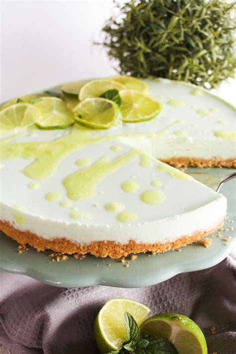 No-bake Limetten-Joghurt-Torte mit Mandel-Keksboden, Schrittbilder