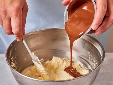 Nuss-Nougat-Ganache in Schüssel