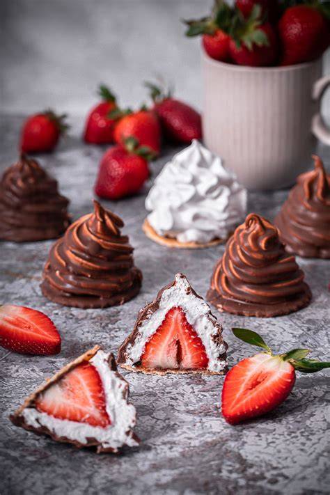 Nutella-Erdbeer-Törtchen aufgeschnitten