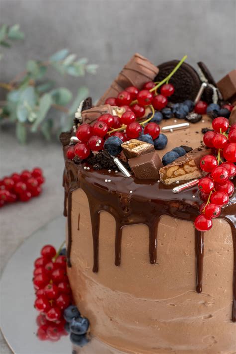 Nutella-Torte mit Fruchtfüllung