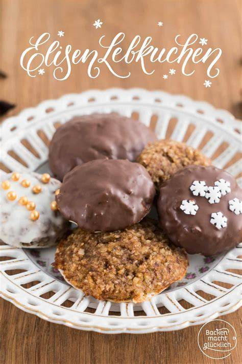 Oblaten und Elisenlebkuchen auf einem Brett