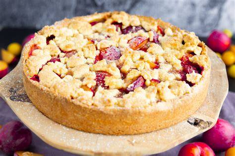 Obstideen für Streuselkuchen: Rhabarber, Pflaumen, Beeren - Fotocollage