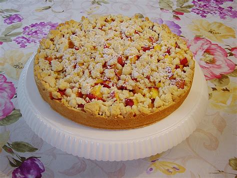 Obstkuchen mit Streuseln