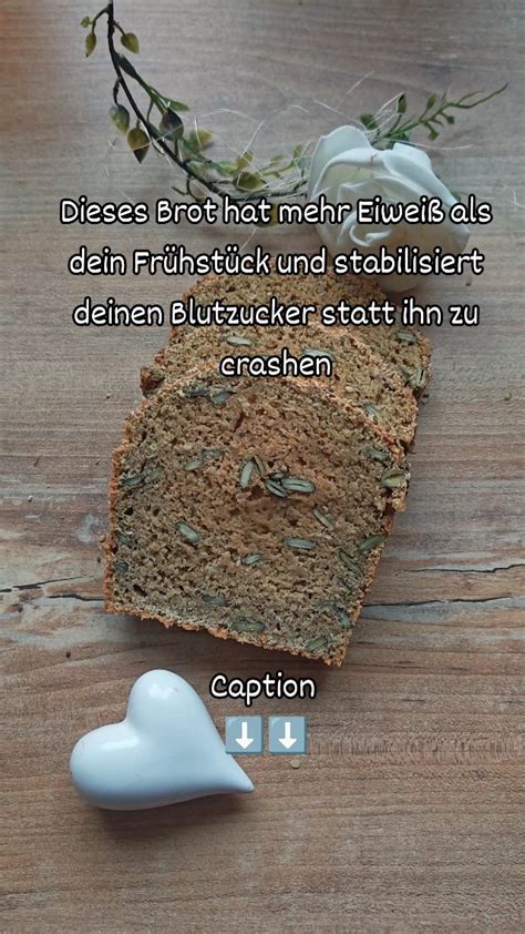 Ofenschale mit Biskuitböden auf mittlerer Schiene