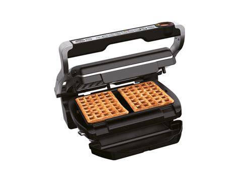 OptiGrill mit eingesetzten Waffelplatten und Teigportionierung