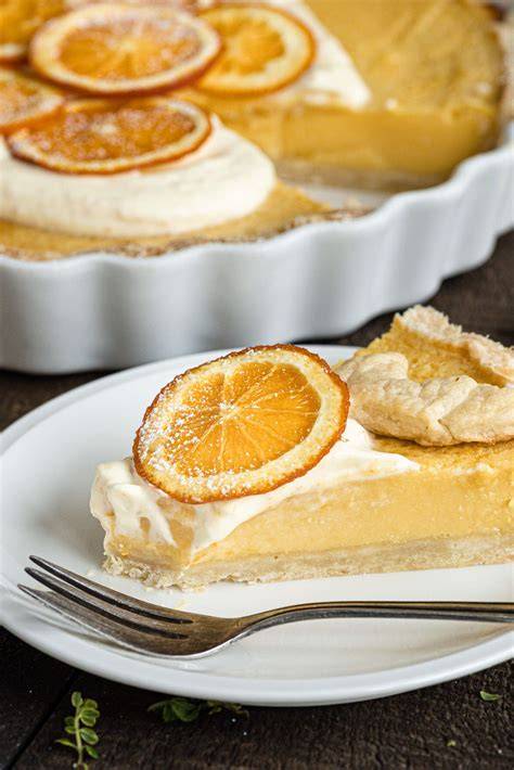 Orangen-Walnuss-Torte mit kandierten Orangenscheiben