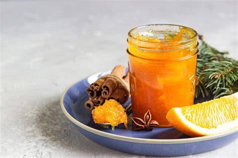 Orangenmarmelade mit Zimt, Rosmarin und Ingwer