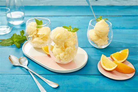 Orangensorbet frisch serviert
