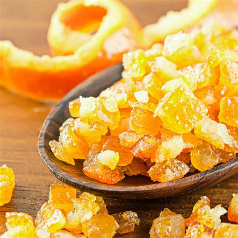 Orangige Aromen: Zitrone, Orangeat und Streusel