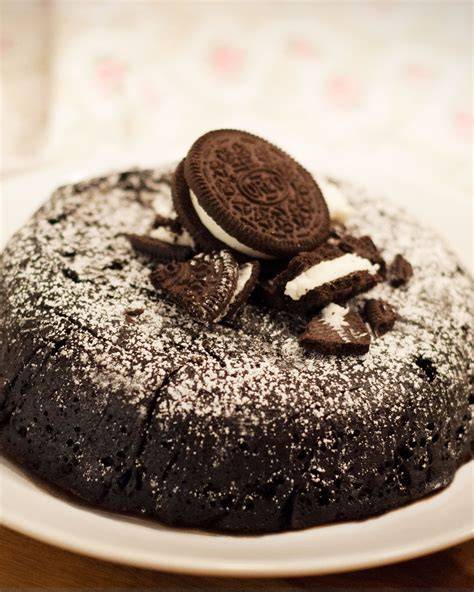 Oreo Kuchen servierfertig