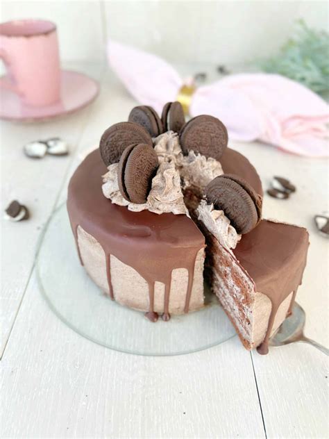 Oreo Torte als modernes Trendgebäck mit Dekor