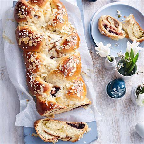 Osterbrunch mit veganen süßen und herzhaften Speisen