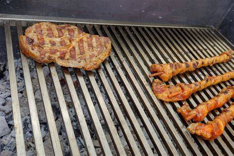 Ovomaltine Schoggi-Banane Grill-Dessert auf Grillrost