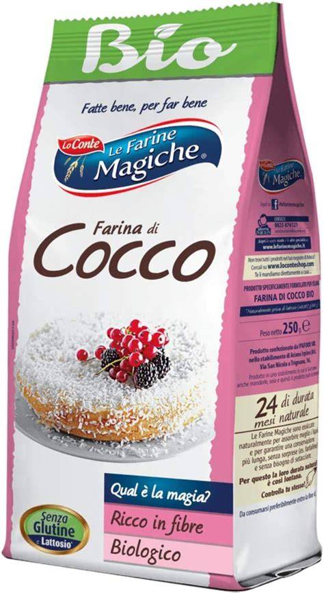 Packung Kokosmehl und Zutaten