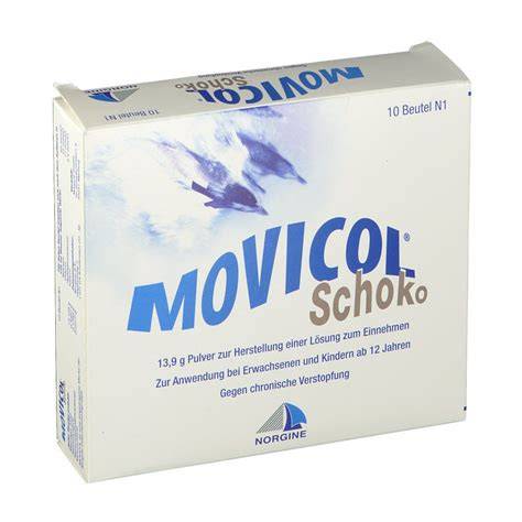 Packung Movicol Schoko 10 Stück neben Glas Wasser