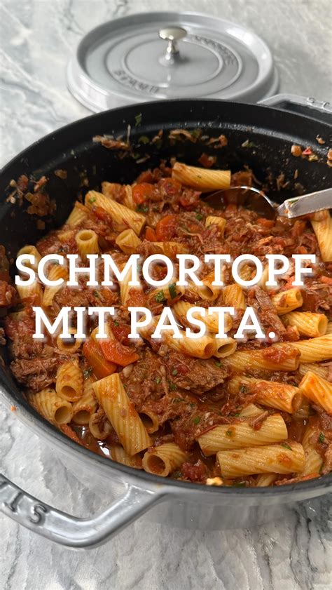 Parmesan-Limetten-Sauce im Topf
