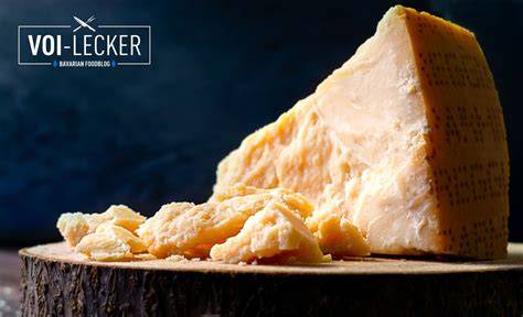 Parmigiano Reggiano Käse mit Reifezeit-Kennzeichnung