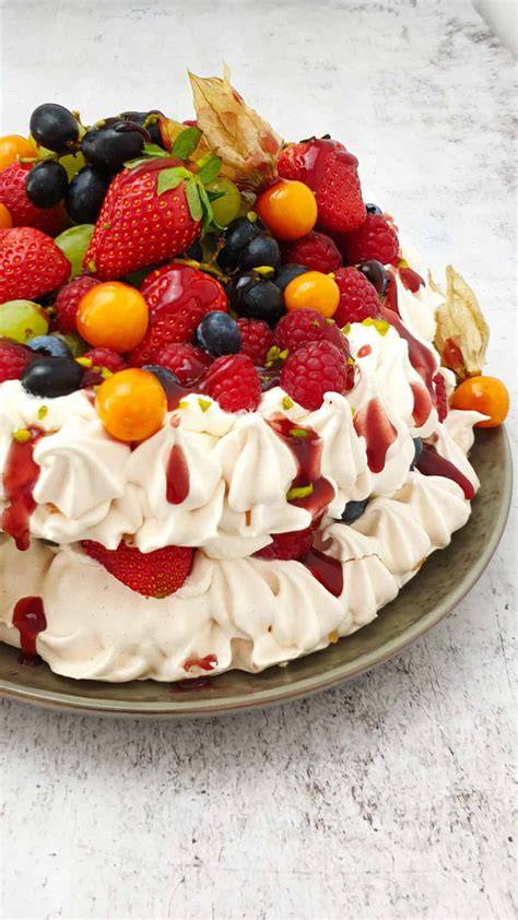 Pavlova Torte und Anna Pawlowa