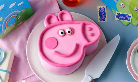 Peppa Wutz Torte Zutaten und Dekoration