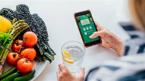 Person benutzt Kalorientracker-App