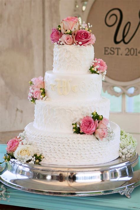 Personalisierte Dekoration auf Hochzeitstorten
