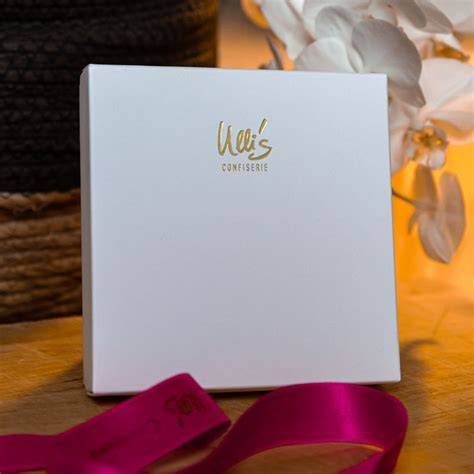 Personalisierte Pralinenschachtel mit Handlettering