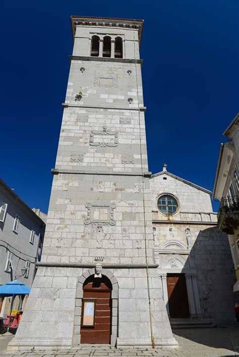 Pfarrkirche Sv. Stjepan und Glockenturm