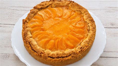 Pfirsich Käsekuchen mit sommerlichen Zutaten