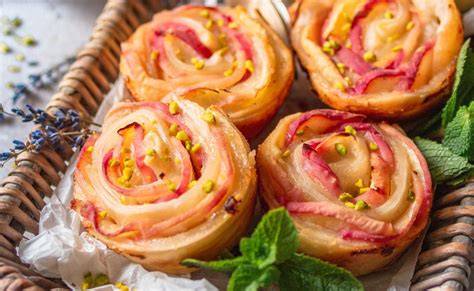 Pfirsich Marzipan Blätterteigkuchen