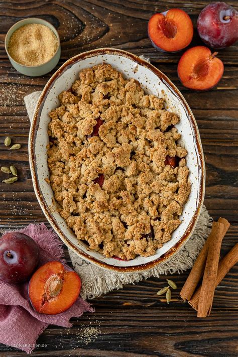 Pflaumen-Crumble mit Zimtstreuseln