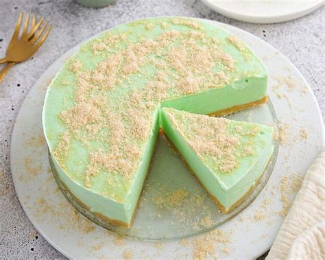 Philadelphia Torte mit Waldmeister und Kiwi - Querschnitt