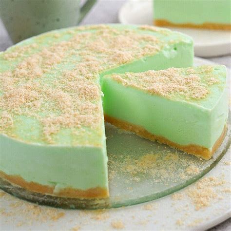 Philadelphia-Torte mit Waldmeister