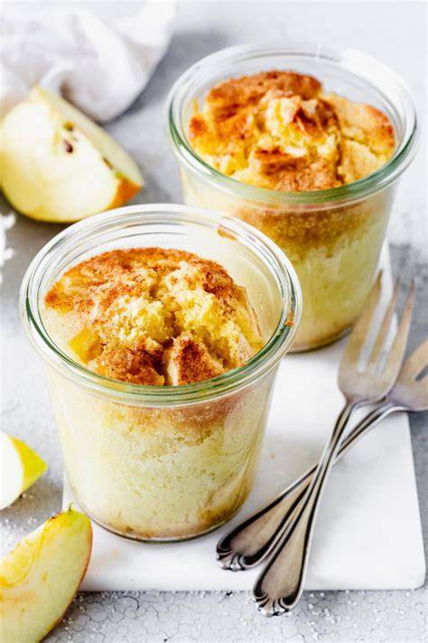 Picknick-Idee: Apfelkuchen im Glas als Mitbringsel und To-go-Snack