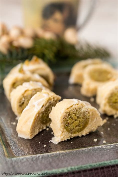 Pistazien-Marzipan Rolle