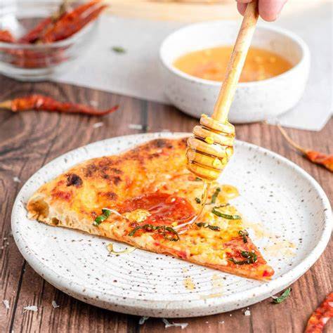 Pizza mit Hot Honey