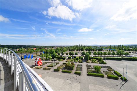Plan Messe Erfurt mit Parkplätzen und Straßenbahnhaltestelle
