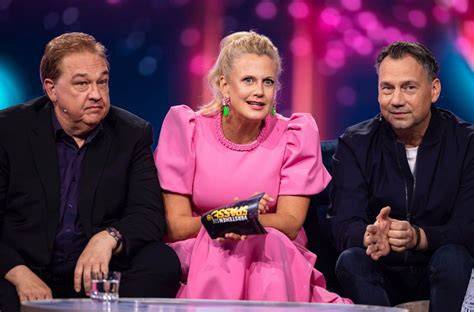 Podcast-Studio: Barbara Schöneberger empfängt Promis mit Waffeln