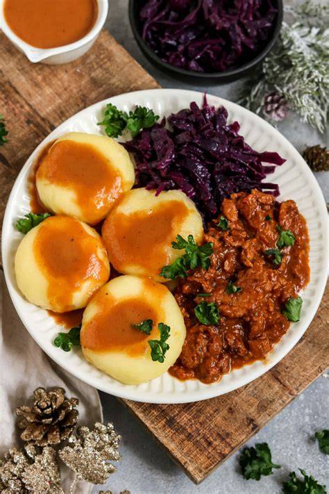 Polnisches Weihnachtsessen mit Desserts