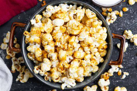 Popcorn im Topf - Aufpoppen